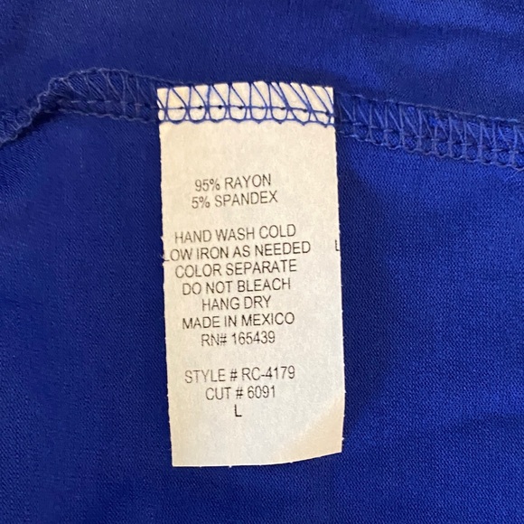 Elegant Blue V-Neck Dress - Picture 6 of 7